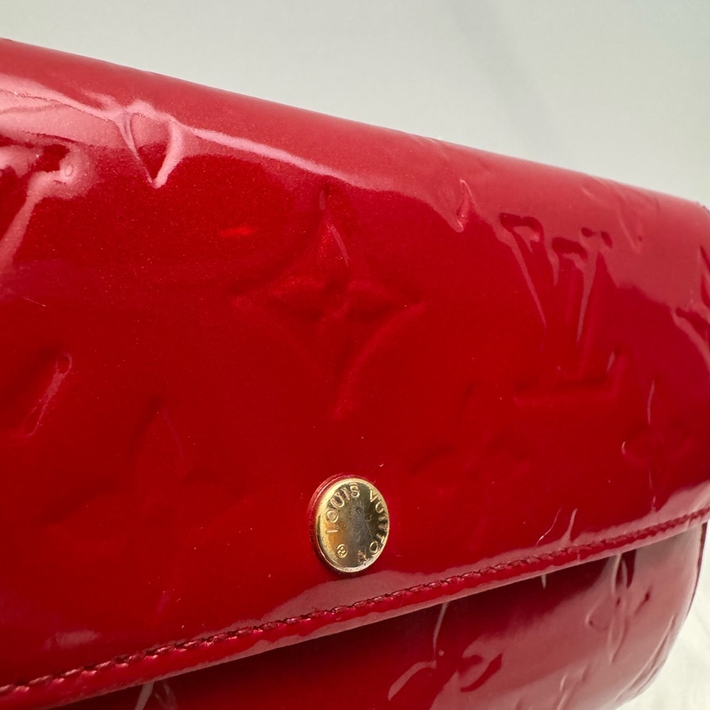Louis Vuitton Sarah Long Wallet - Picture 13 of 15